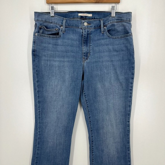 Levi's Jeans Women's 34 Blue Slimming Boot Medium Wash Stretch Cotton - Picture 2 of 12